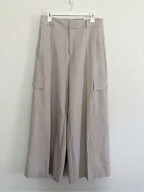NWT Chico's Smokey Taupe Polished Wide Leg Cargo Pants Size 1R